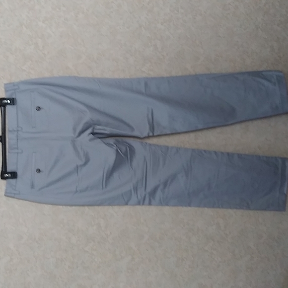 Bonobos weekday warrior chino pants, size 32/32. - Picture 3 of 7
